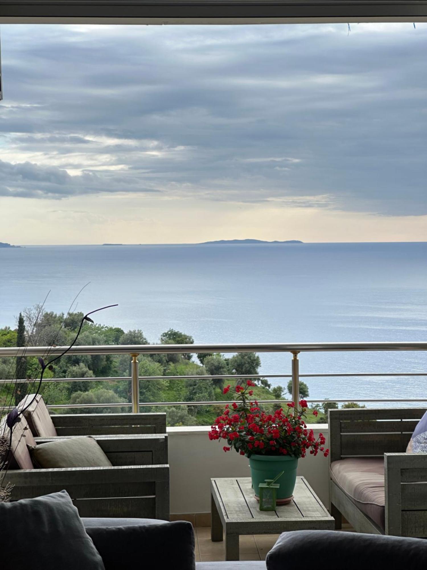 Selami Sea View Apartments Lukovë Eksteriør billede