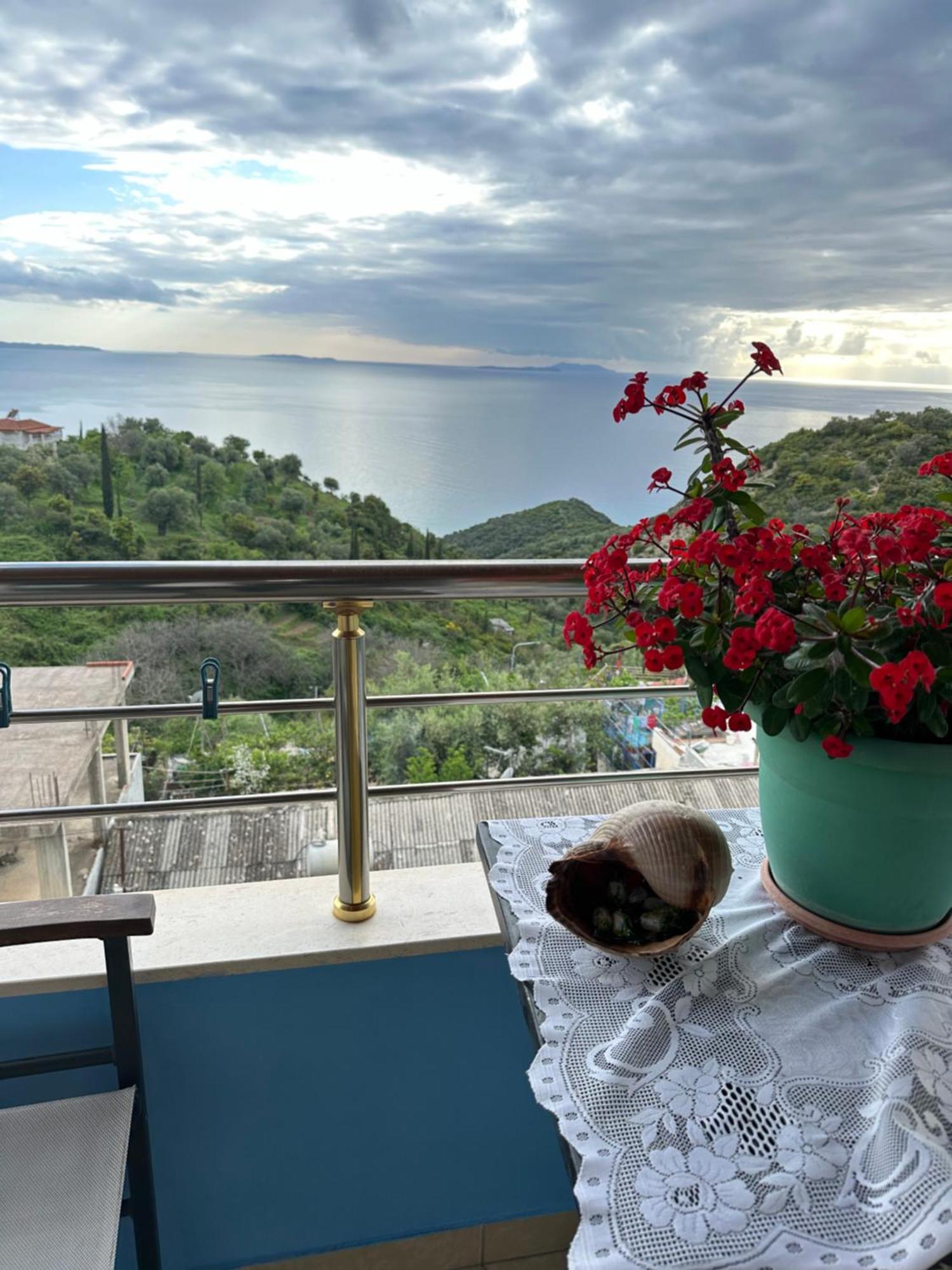 Selami Sea View Apartments Lukovë Eksteriør billede